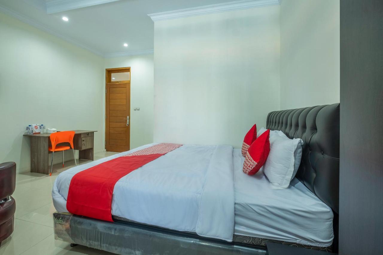 Oyo 2259 Zleepy Ks Tubun Otel Cirebon Dış mekan fotoğraf