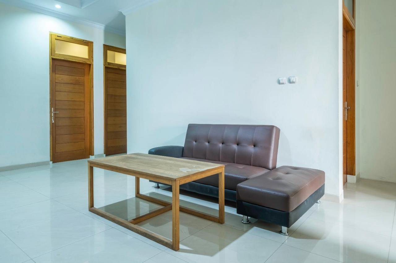 Oyo 2259 Zleepy Ks Tubun Otel Cirebon Dış mekan fotoğraf
